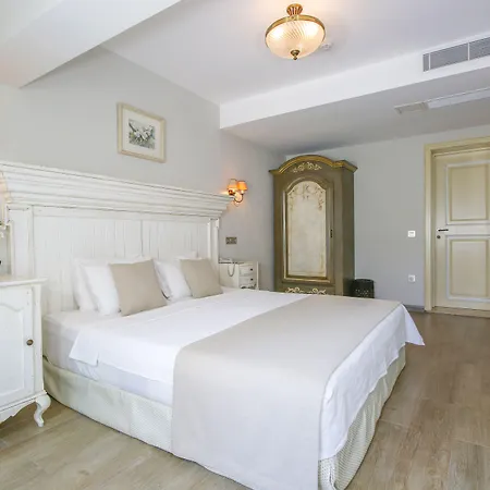 Hotell Joya Del Mar 4*