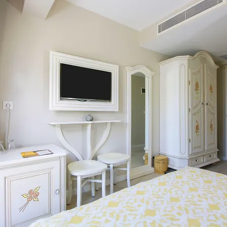 Hotel Joya Del Mar