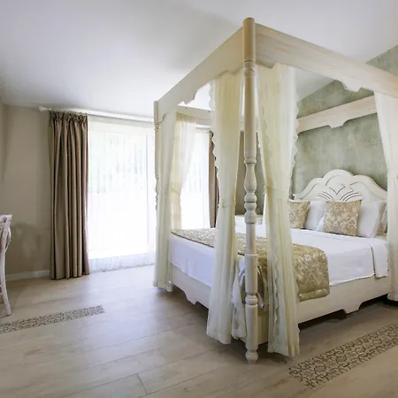 Hotell Joya Del Mar 4*