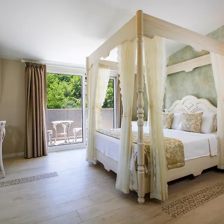 Joya Del Mar Otel