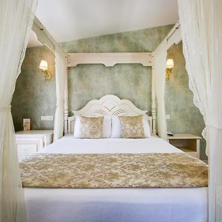 Joya Del Mar Otel 4*