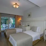 Hotel Joya Del Mar 4*