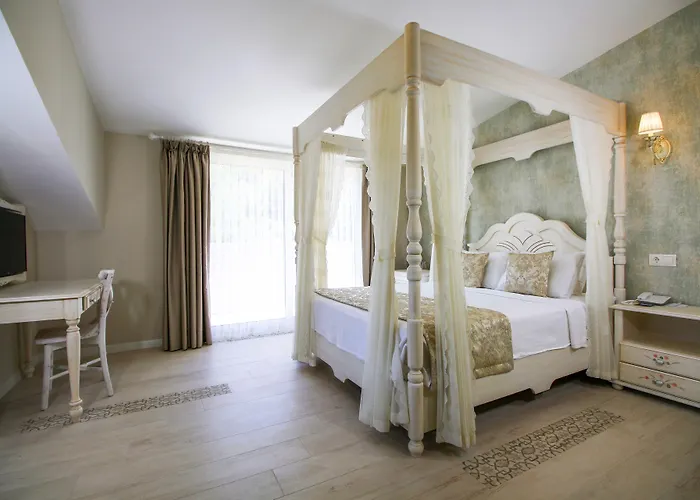 Hotell Joya Del Mar 4*