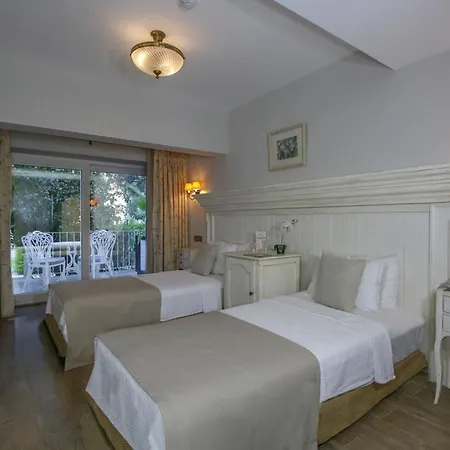 Hotel Joya Del Mar 4*